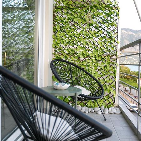 Seafront Kalamata Haven - Blue Luxury Suite Bagian luar foto