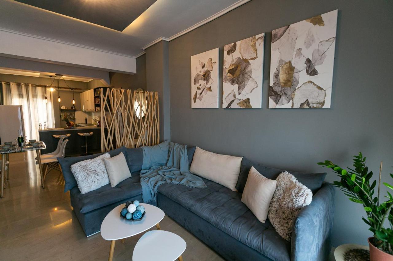 Seafront Kalamata Haven - Blue Luxury Suite Bagian luar foto